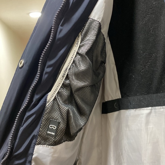 Winter Jacket / Heavy Parka - Picture 6 of 11